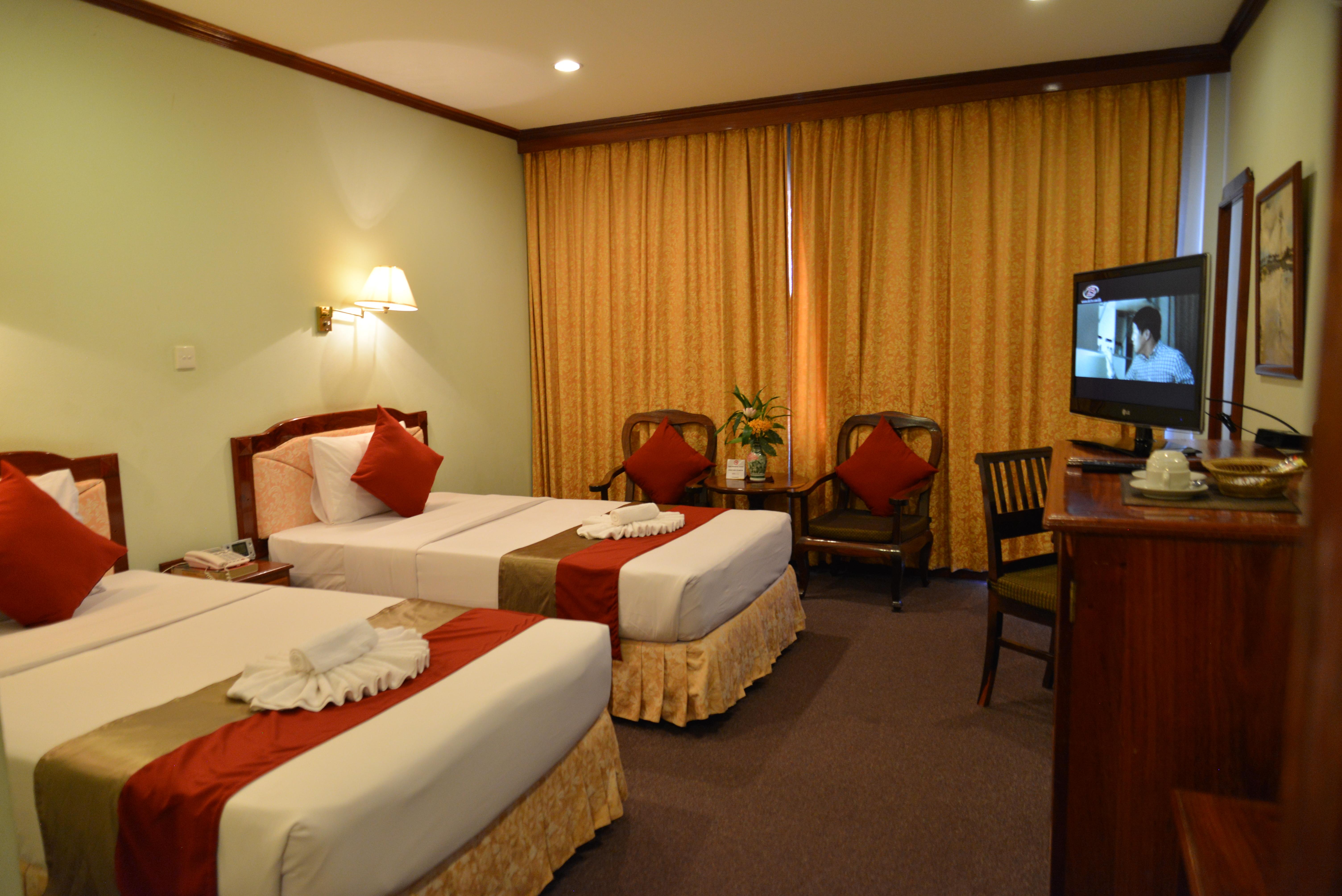 Angkor Hotel Siem Reap Buitenkant foto
