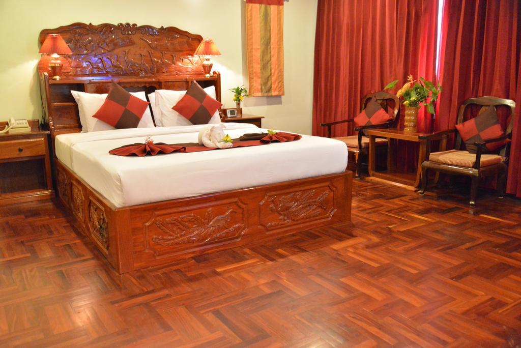 Angkor Hotel Siem Reap Buitenkant foto
