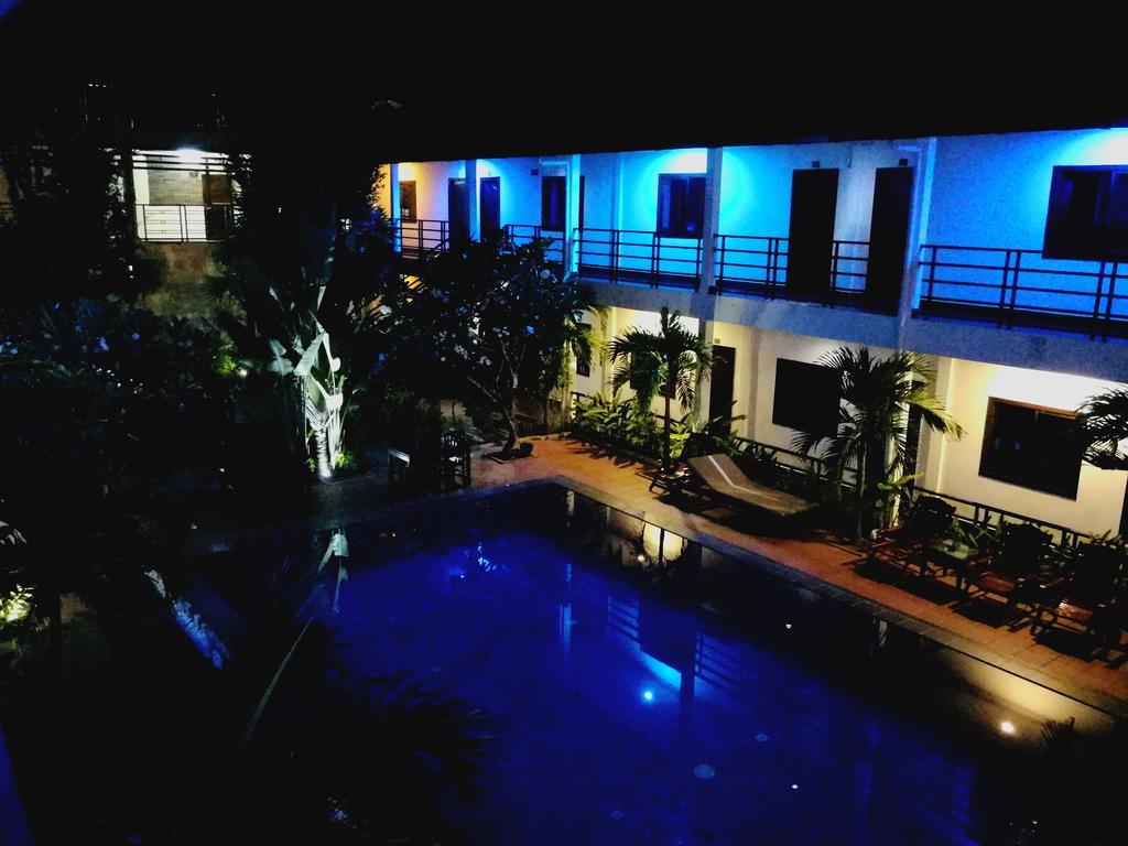 Angkor Hotel Siem Reap Buitenkant foto